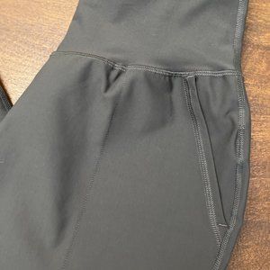 Womans Old Navy Active Elevate Leggings/Joggers  NWOT Size Medium